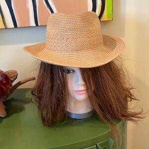 Rachel Zoe 💯 % paper straw hat